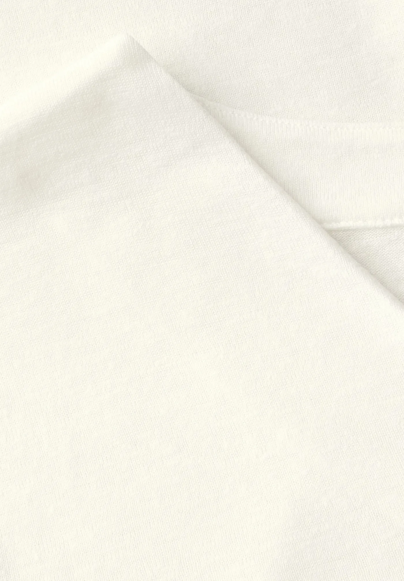 A323335 linen look v-neck shirt