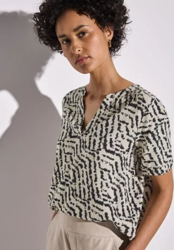 A345627 LTD QR Splitneck blouse w t