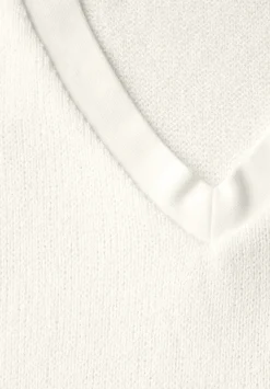 A322901 LTD QR v-neck knit look shi