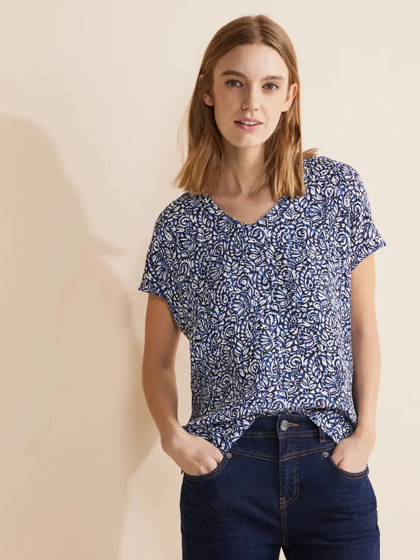 A321163 printed v-neck mat-mix shir