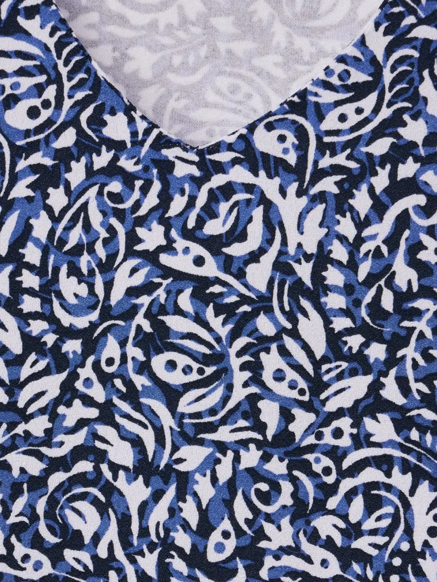 A321163 printed v-neck mat-mix shir