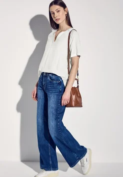 A345525 QR Splitneck blouse w turn-