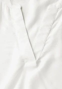 A345525 QR Splitneck blouse w turn-