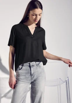 A345525 QR Splitneck blouse w turn-