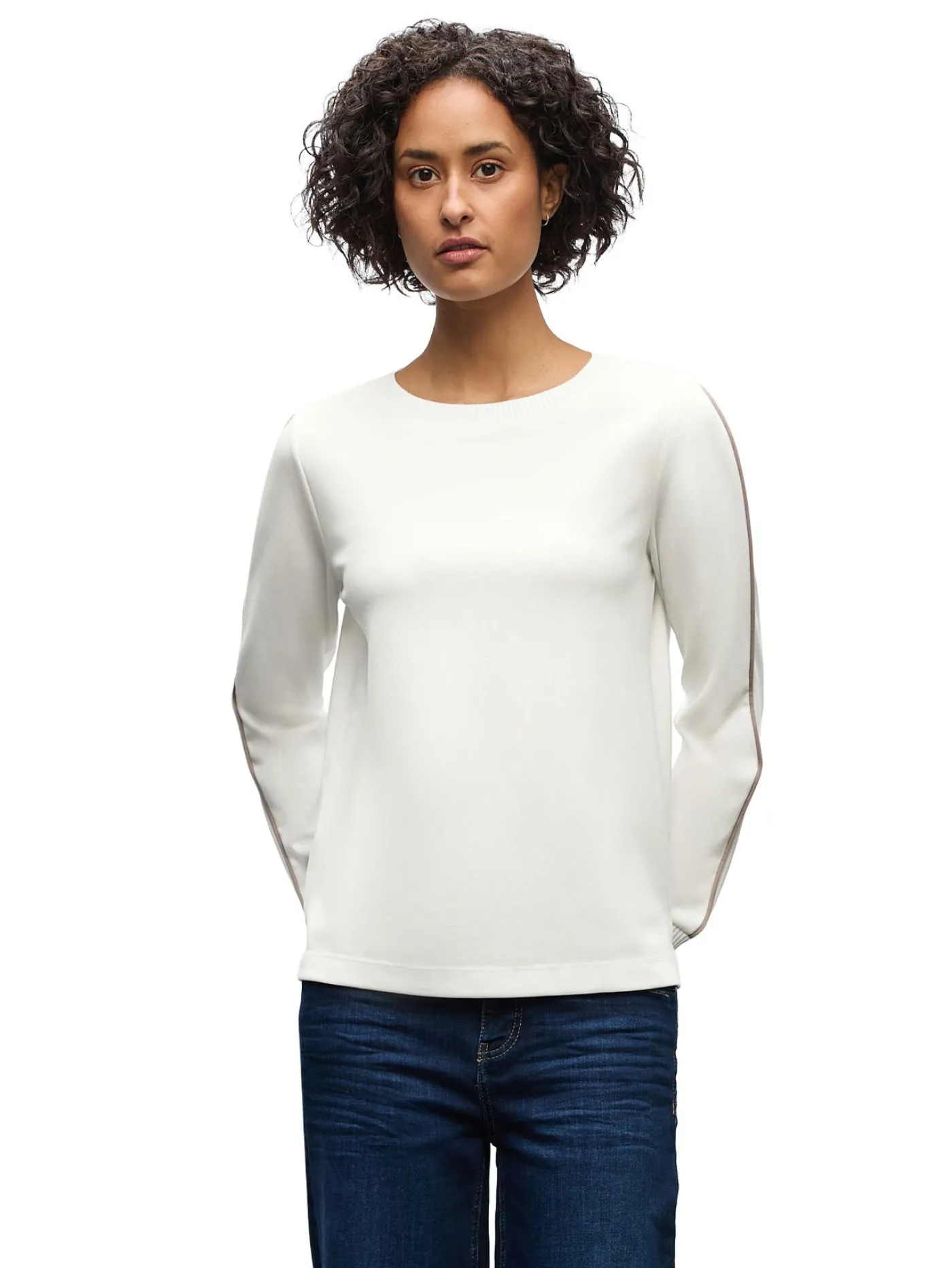 A324003 shirt w.kick details