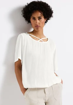 A345730 Shirtblouse w strap details