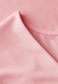 A323329 silk look structure v-neck