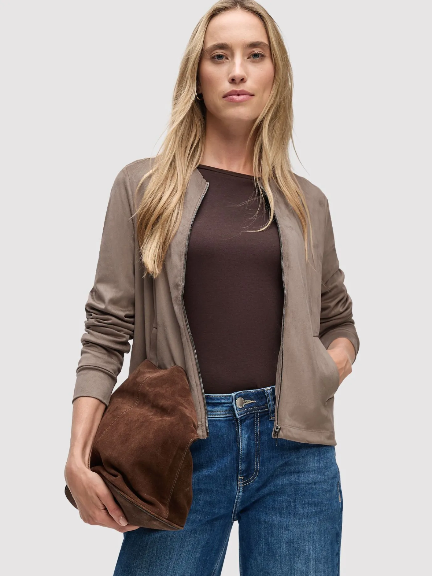 A324029 velour jacket w.pockets