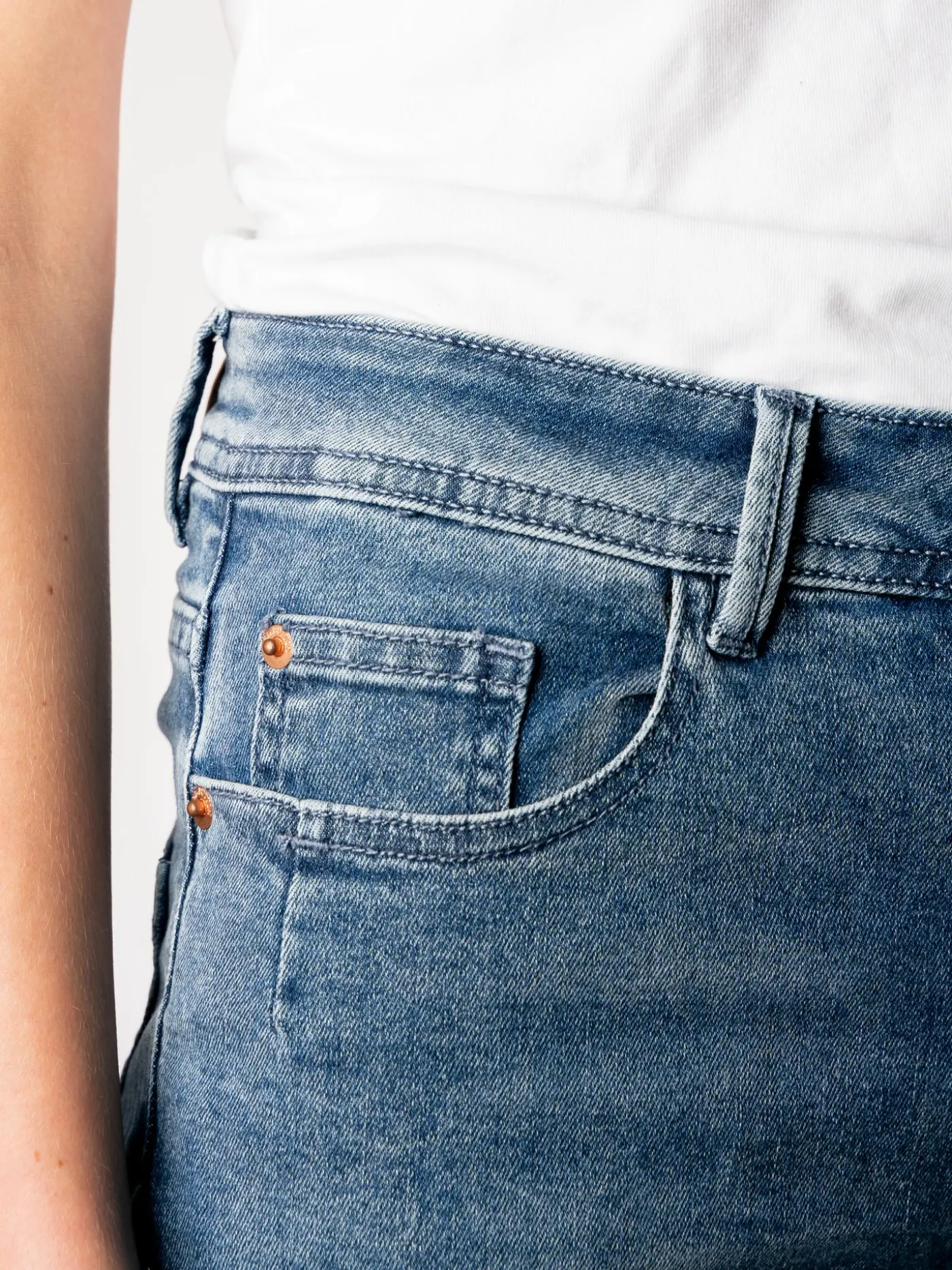 Colette 5pocket stone used