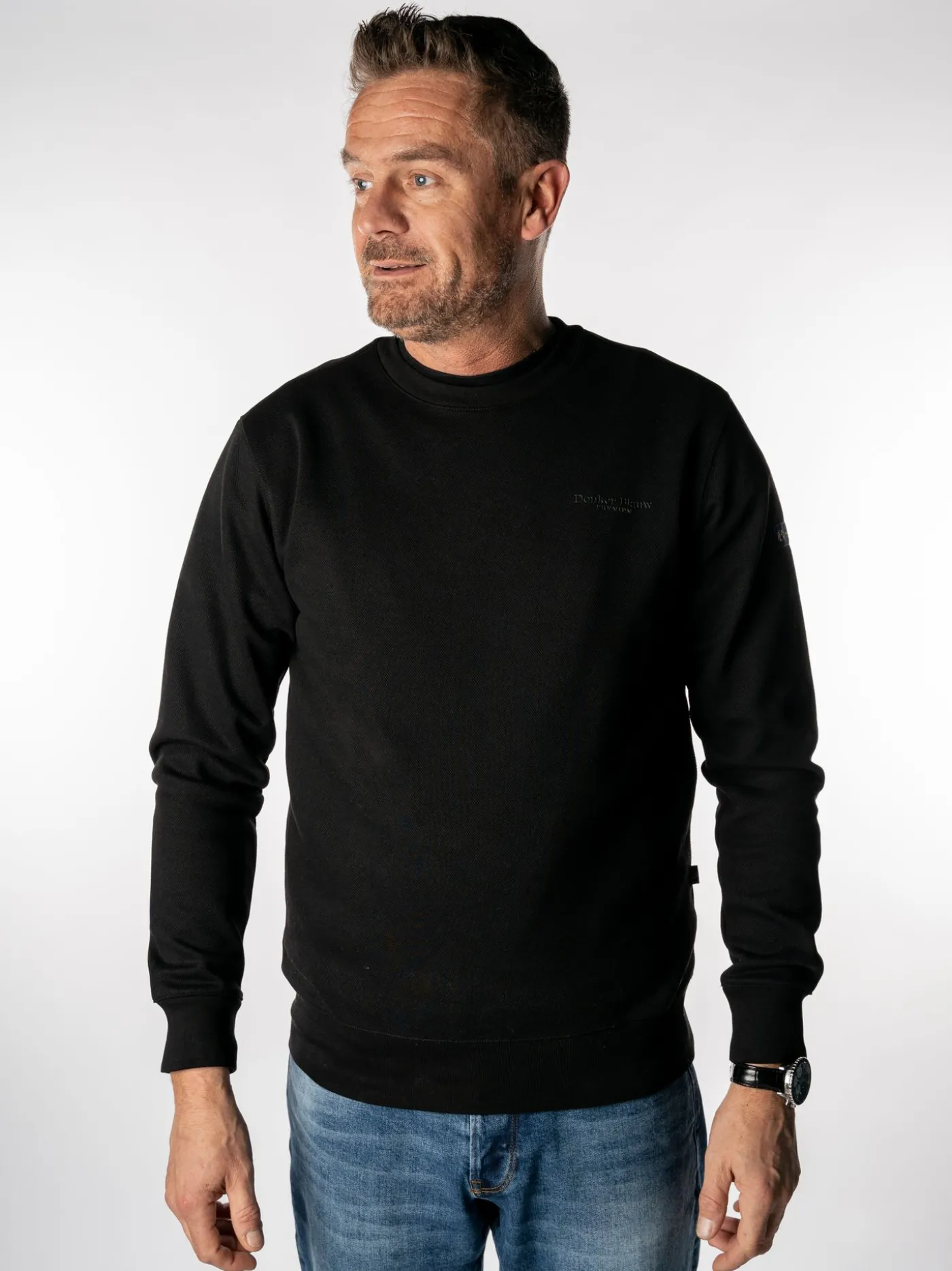 DB-12 pique crewneck