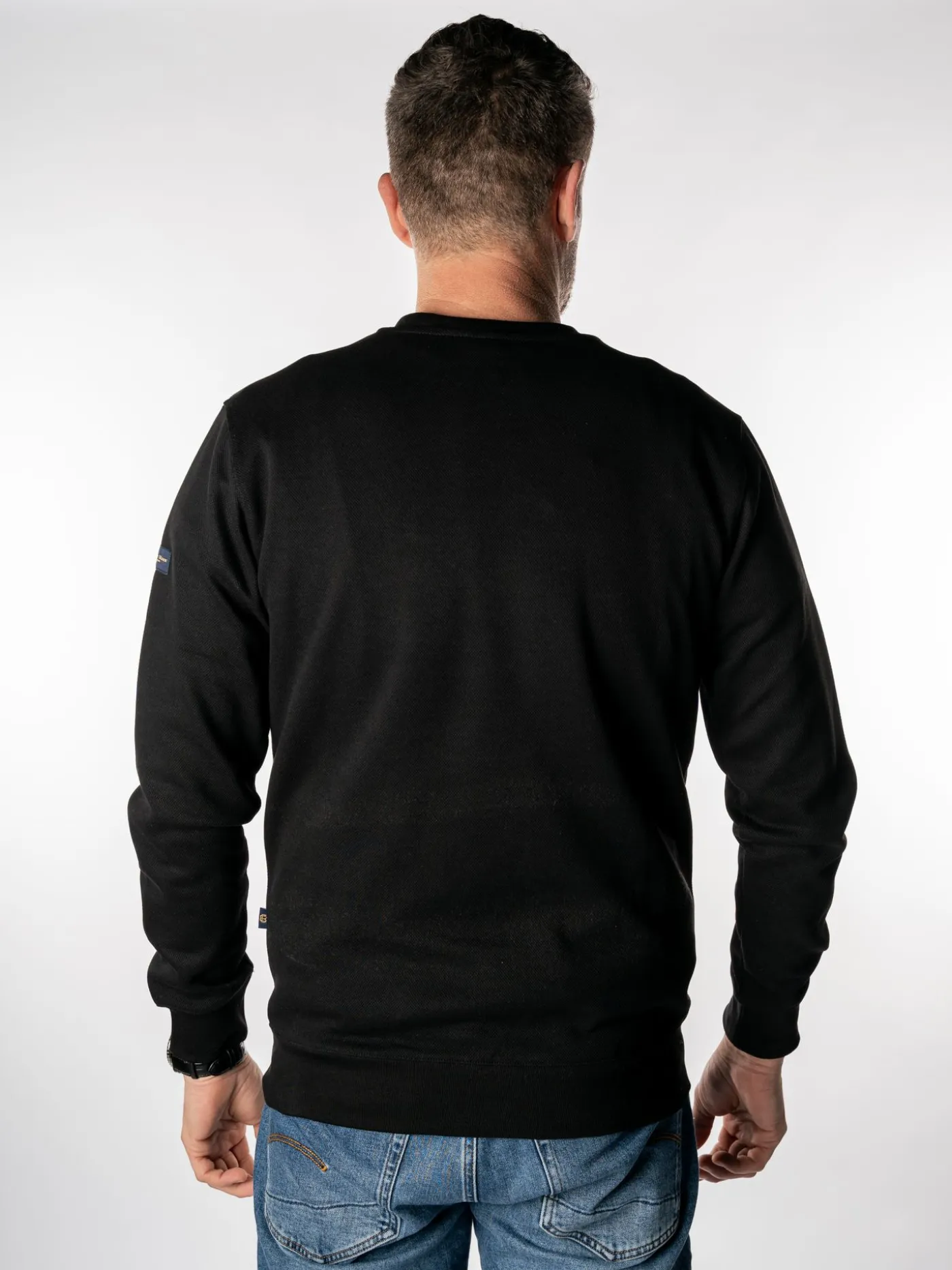 DB-12 pique crewneck