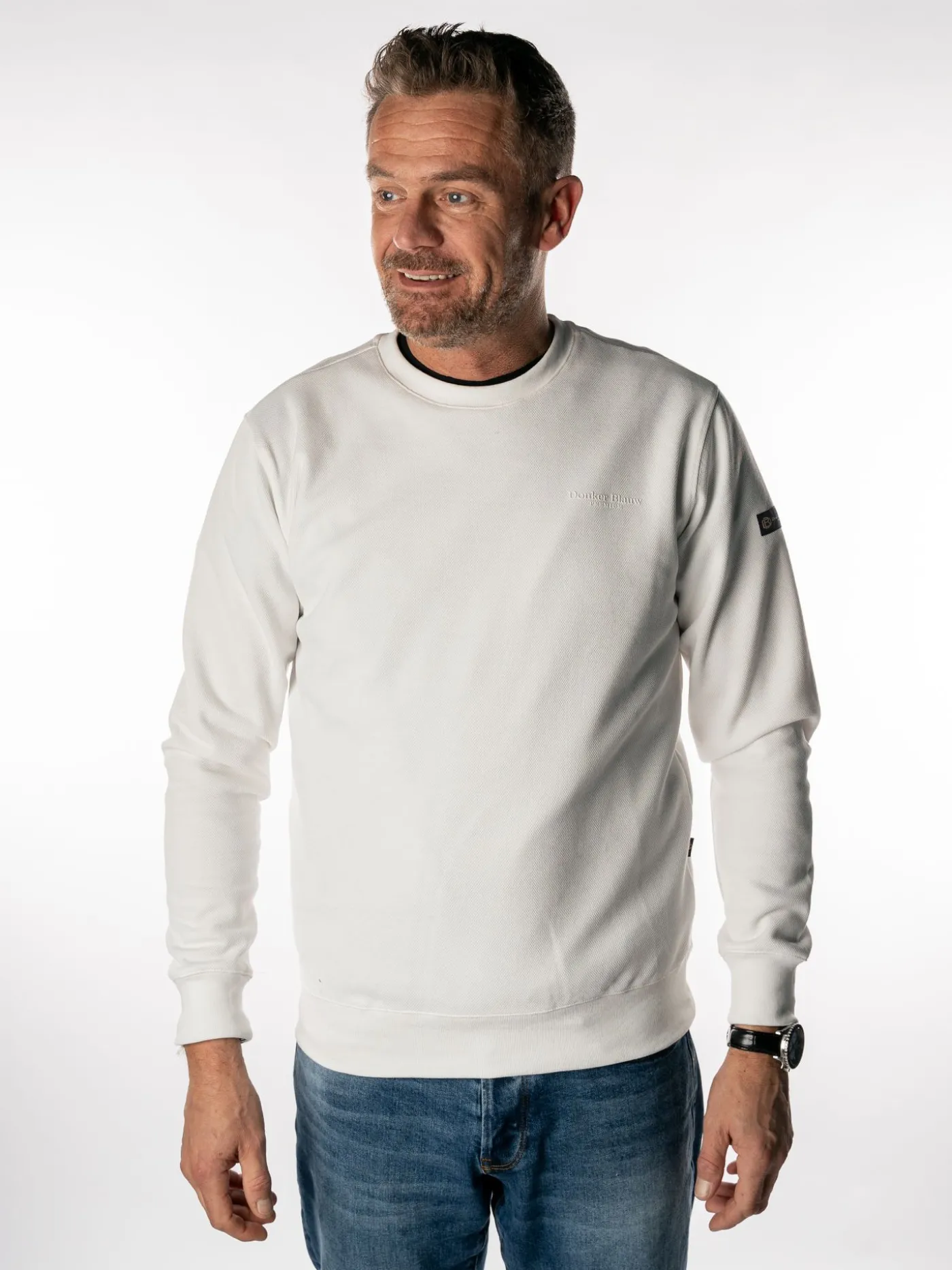 DB-12 pique crewneck