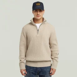 Essential half zip knit