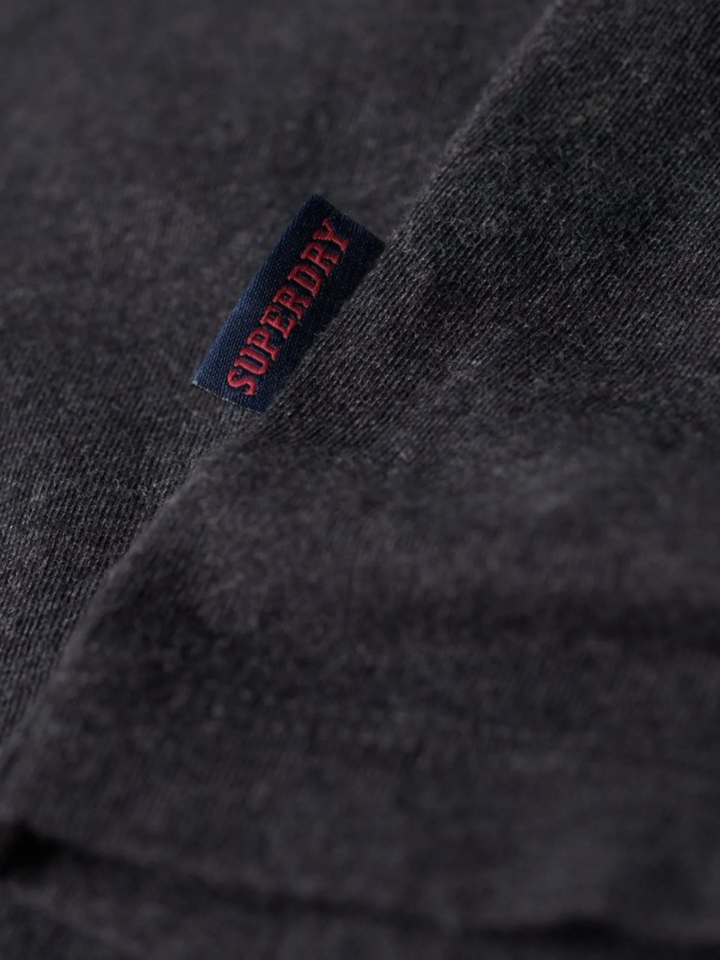 Essential logo emb tee