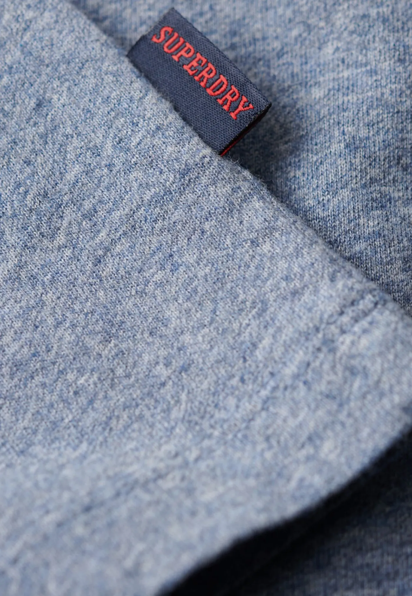 Essential logo emb tee