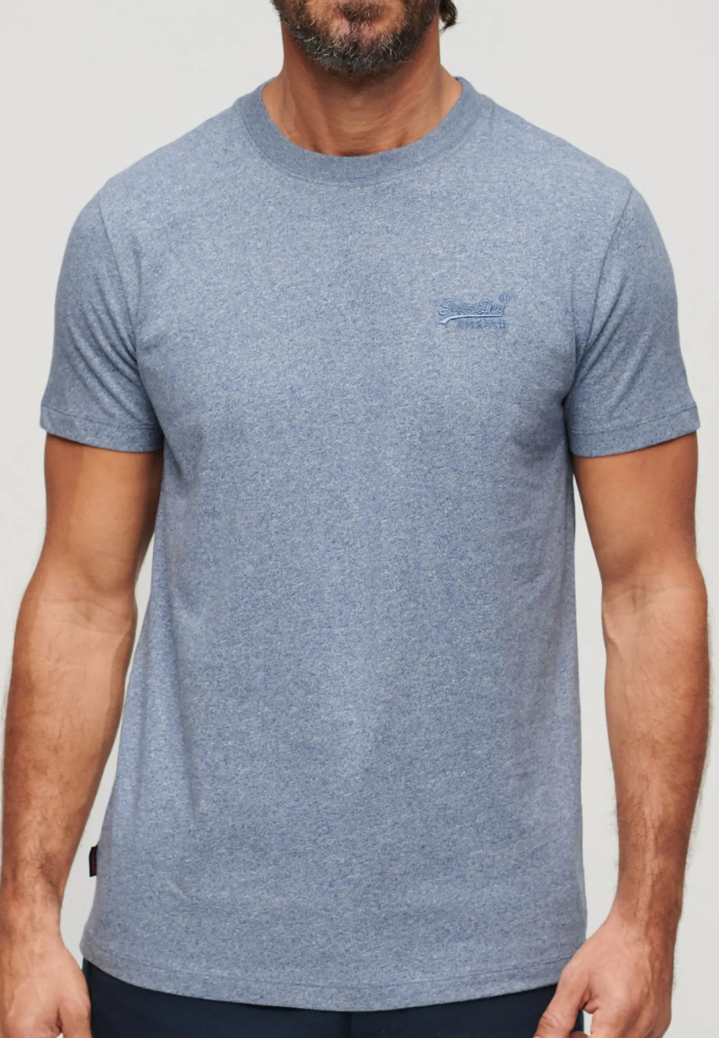 Essential logo emb tee