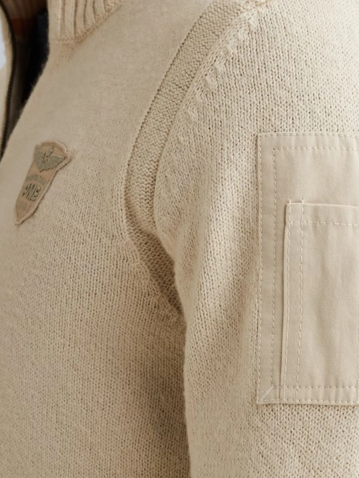 Half zip collar soft blend