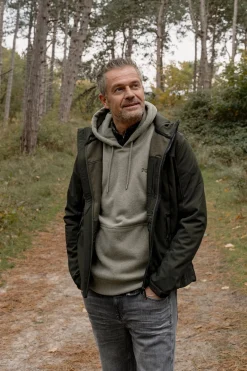 Hooded soft shell trekker jkt