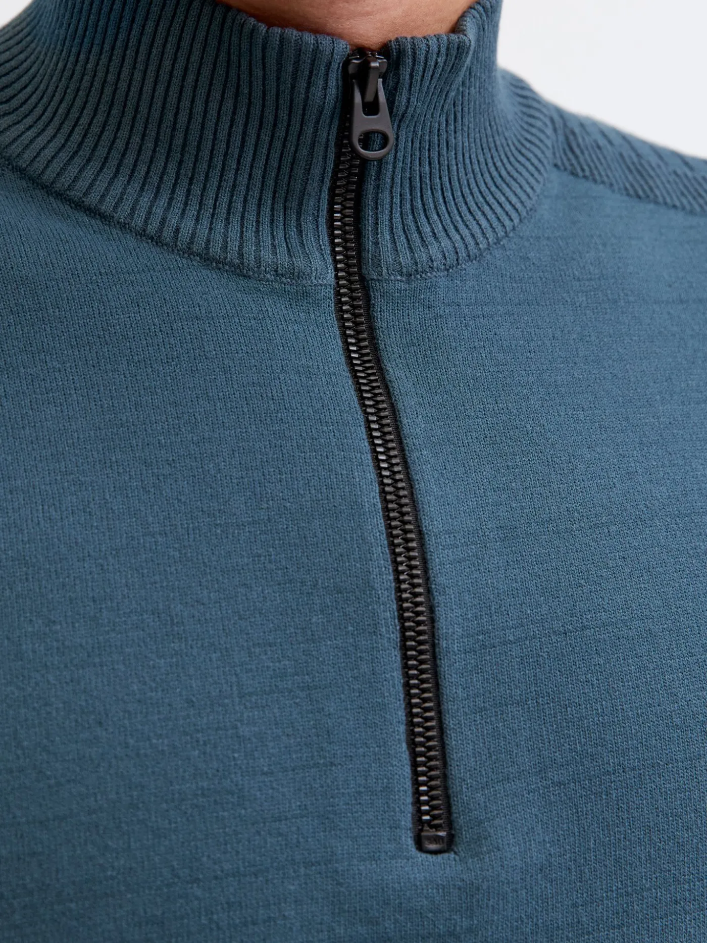 JCOMACE KNIT HALF ZIP SMU
