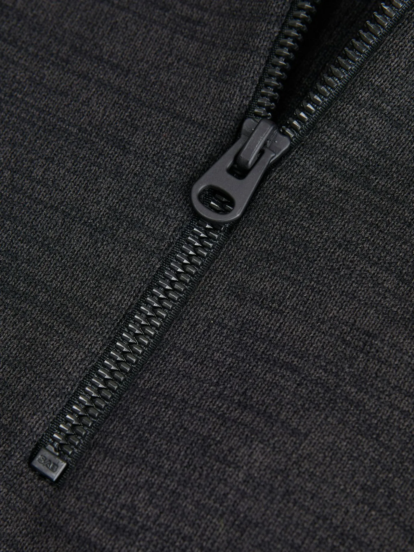 JCOMACE KNIT HALF ZIP SMU