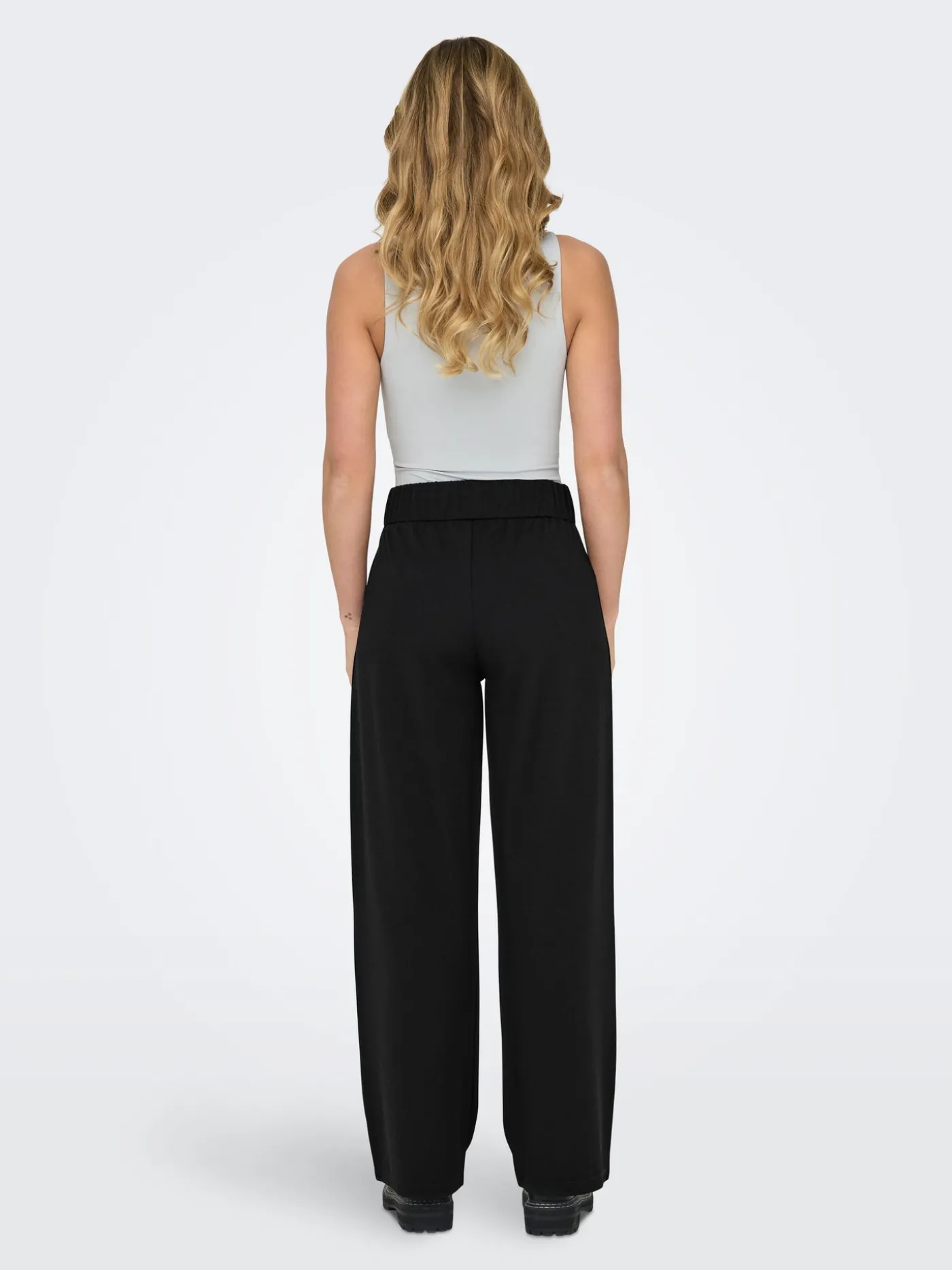 JDYLOUISVILLE CATIA LIFE WD PNT JRS