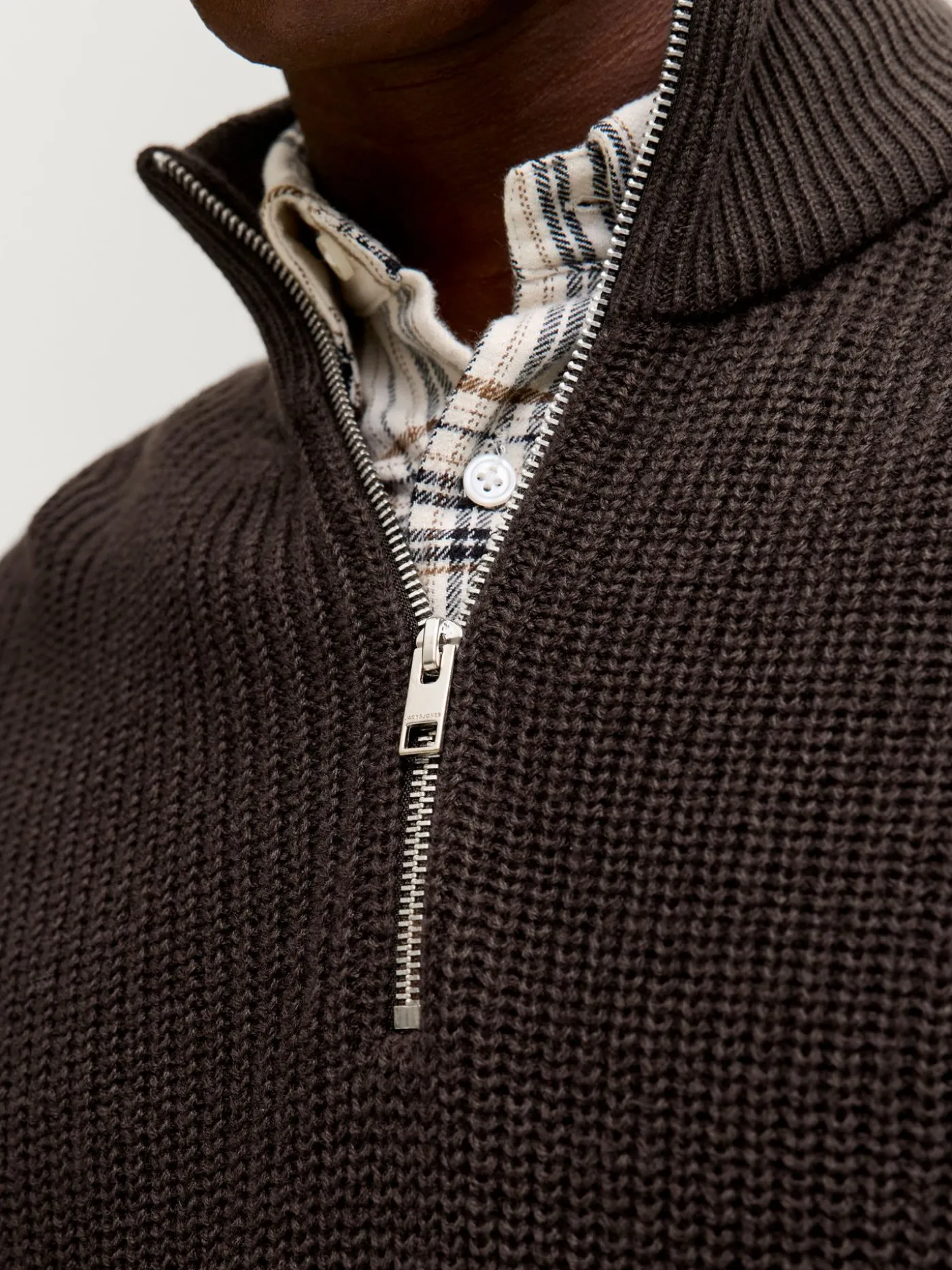 JJKAITO KNIT HALF ZIP BF