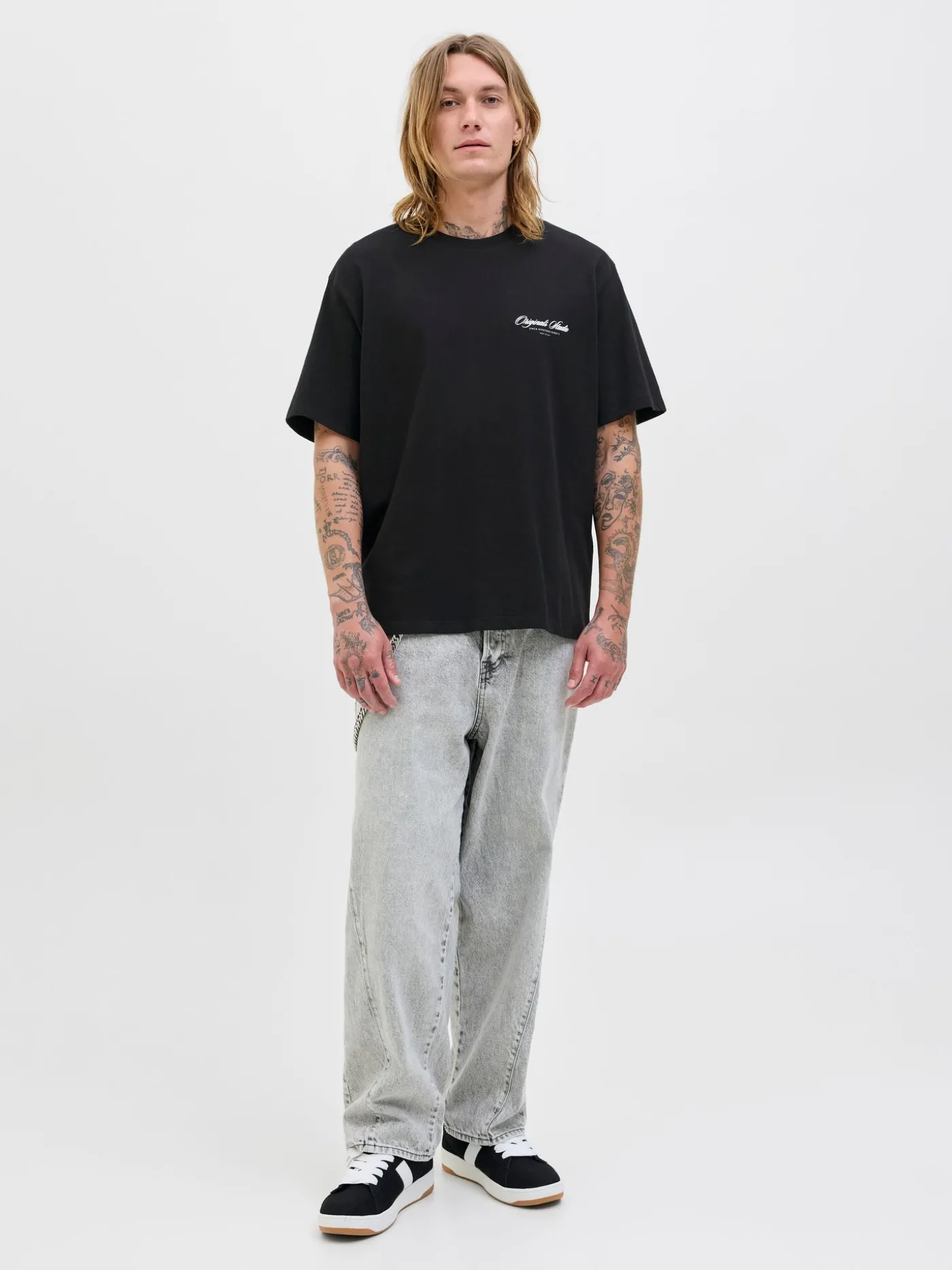 JORDIA GRAPHIC BACK TEE SS CREW NEC