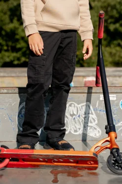 JPSTKANE JJHARLOW CARGO NOOS JNR