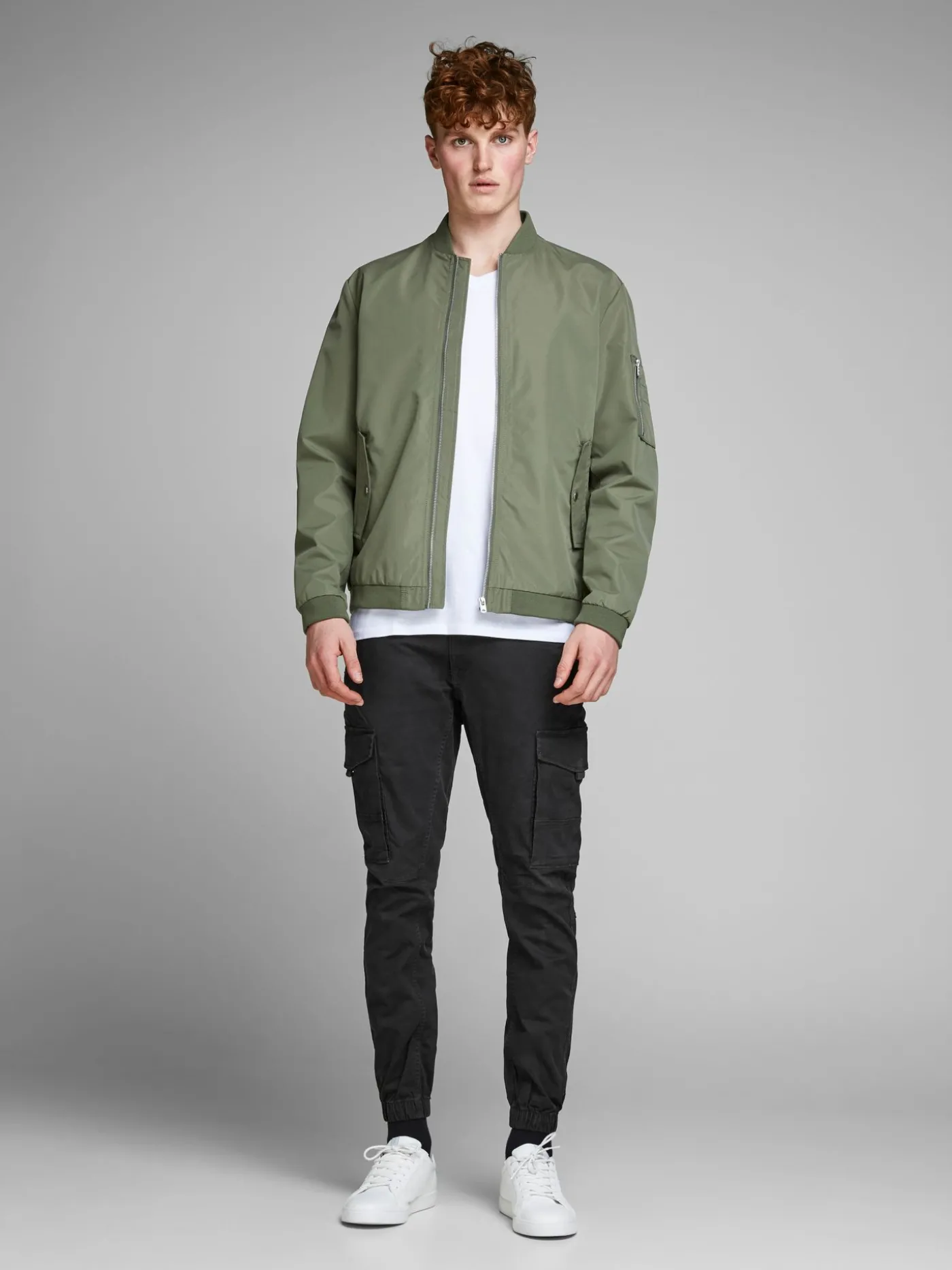 JPSTPAUL JJFLAKE ANA NOOS