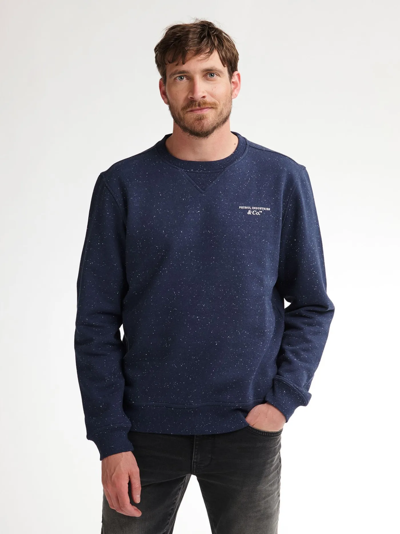 Men Sweater Round Neck