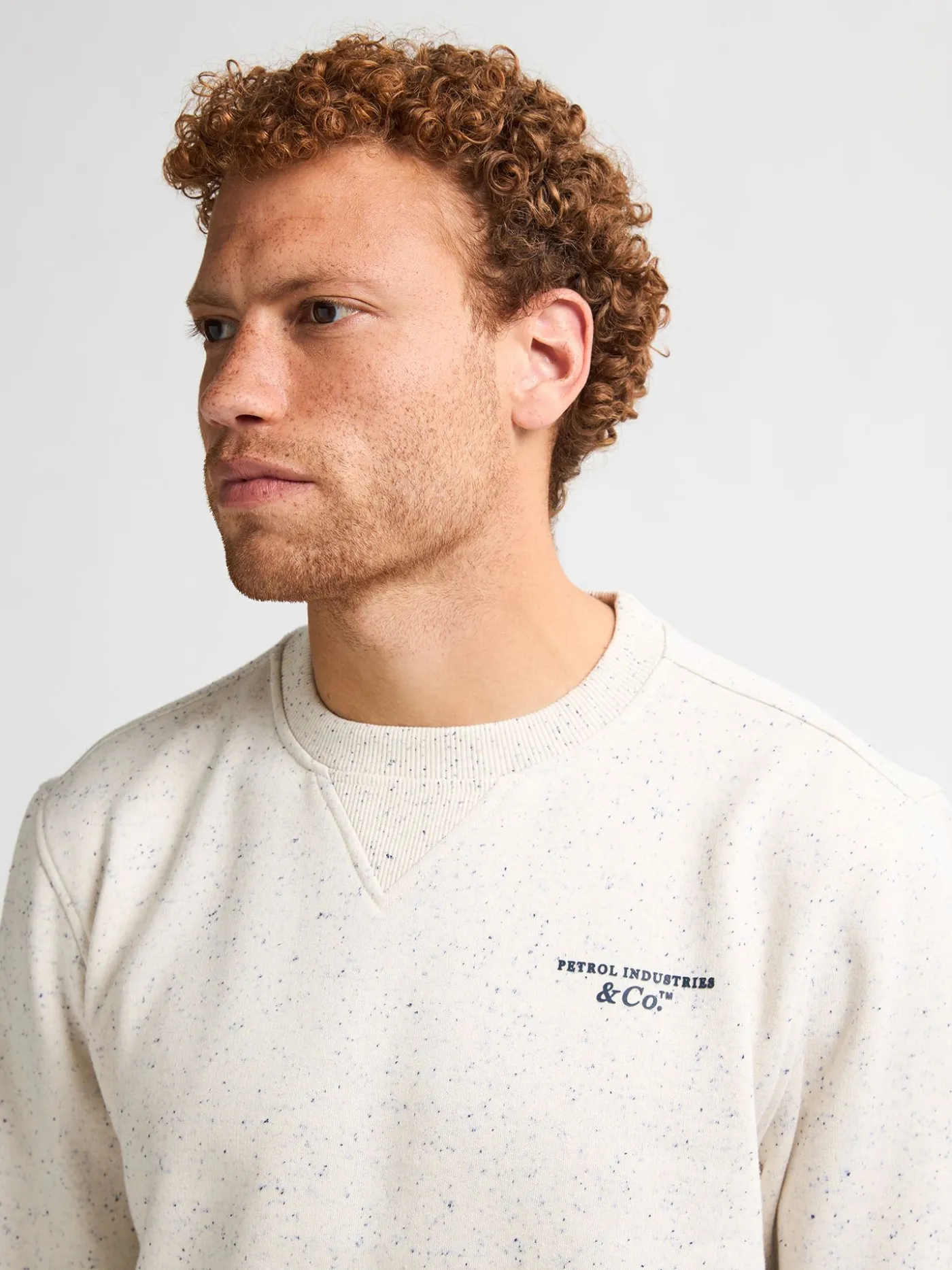 Men Sweater Round Neck