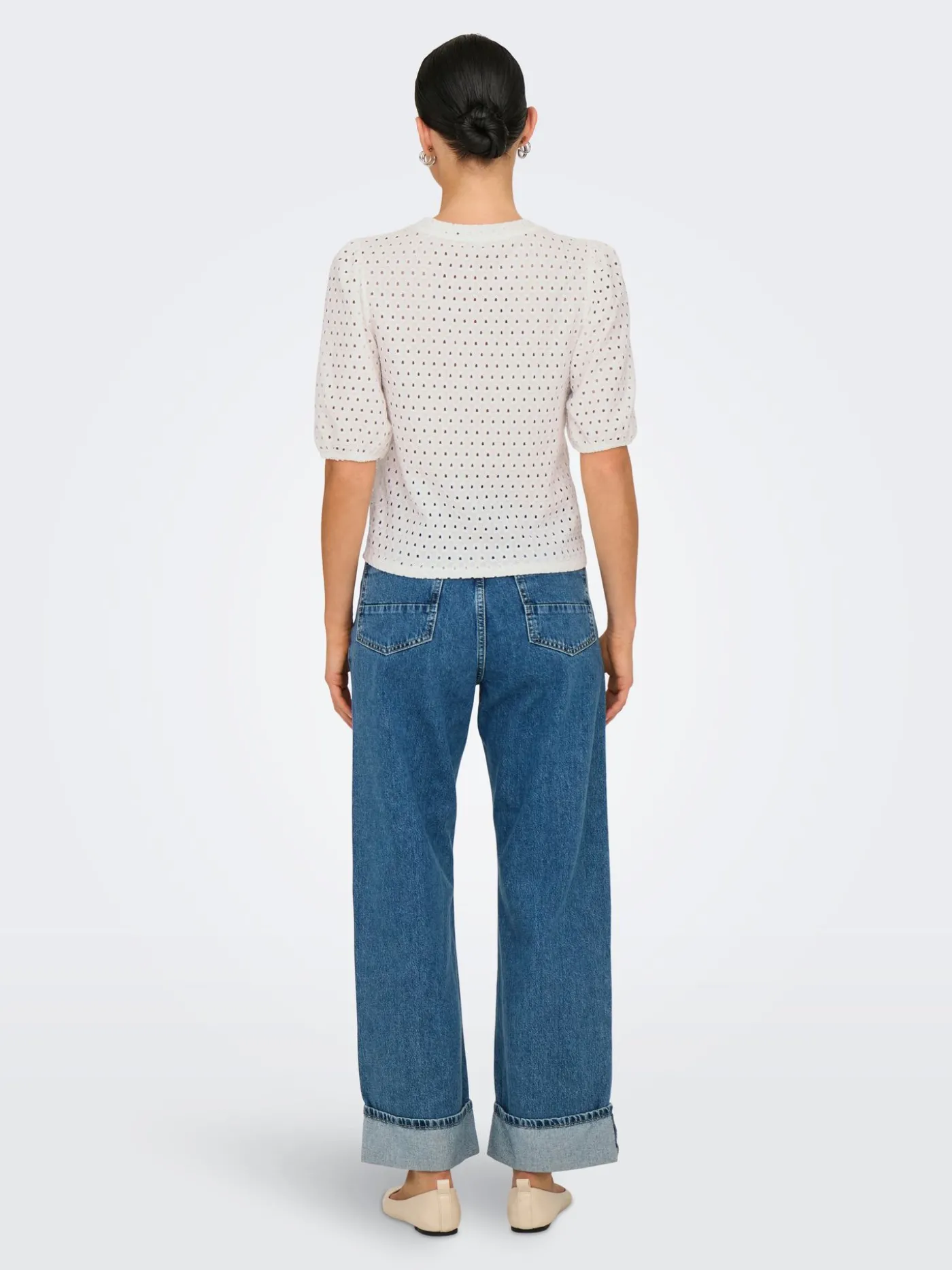 ONLELISA S/S O-NECK TOP BOX JRS