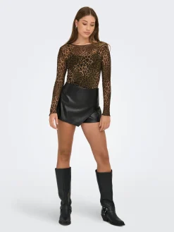 ONLMIST-AMILI MW FAUX LEATH SKORT P
