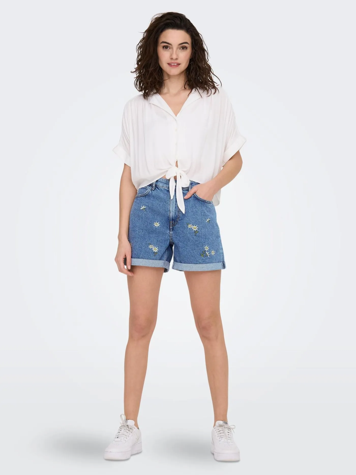 ONLPAULA LIFE S/S TIE SHIRT WVN NOO