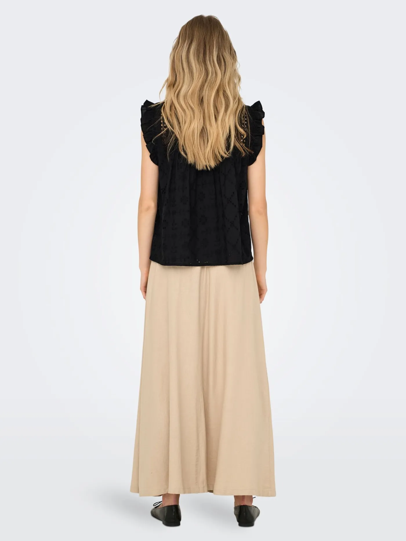 ONLREVA LIFE S/L EMB TOP WVN NOOS