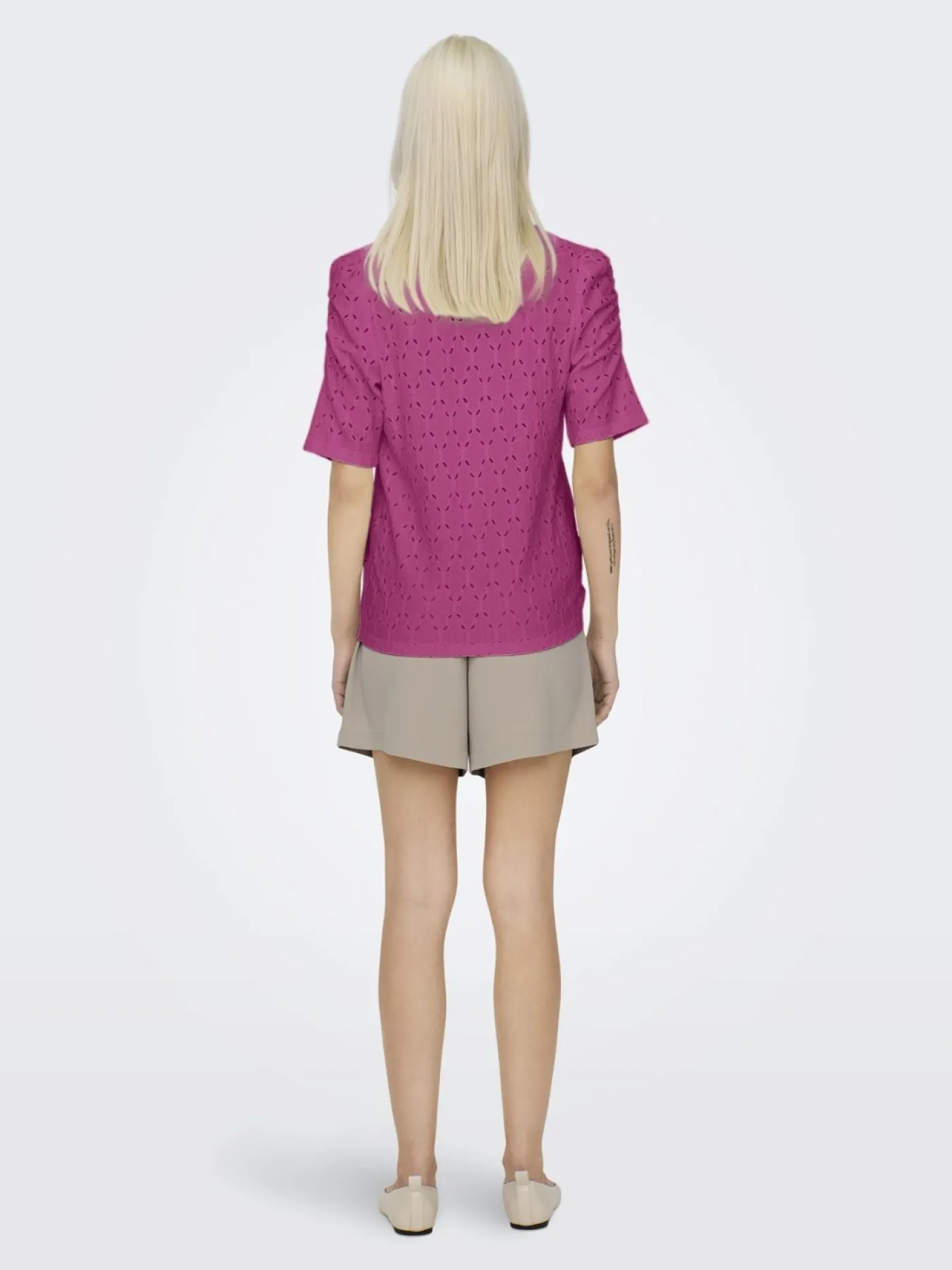 ONLROSA S/S V-NECK PUFF TOP JRS