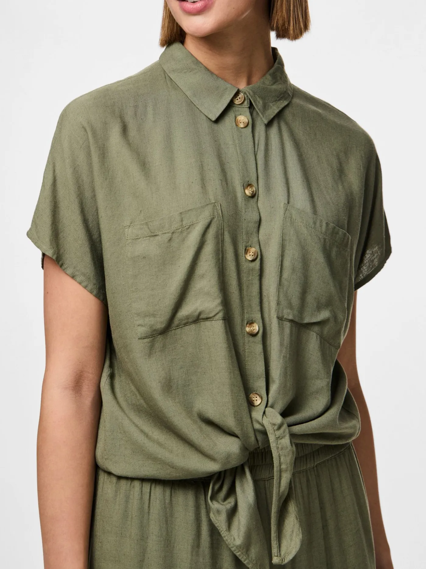 PCPIA SS TIE SHIRT WVN NOOS