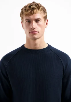 Pullover Crewneck Solid Waffle Knit