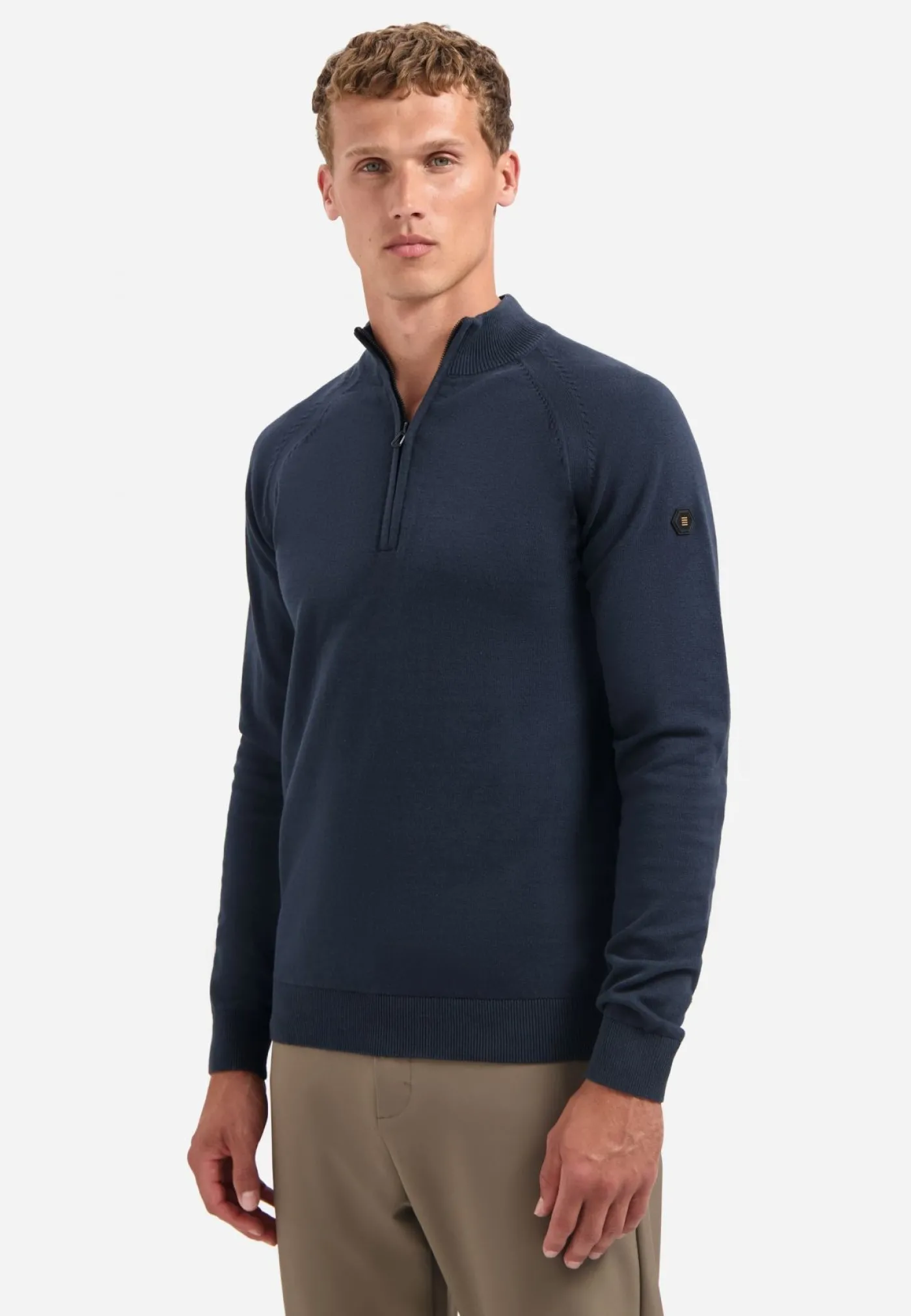 Pullover Half Zip High Collar Solid