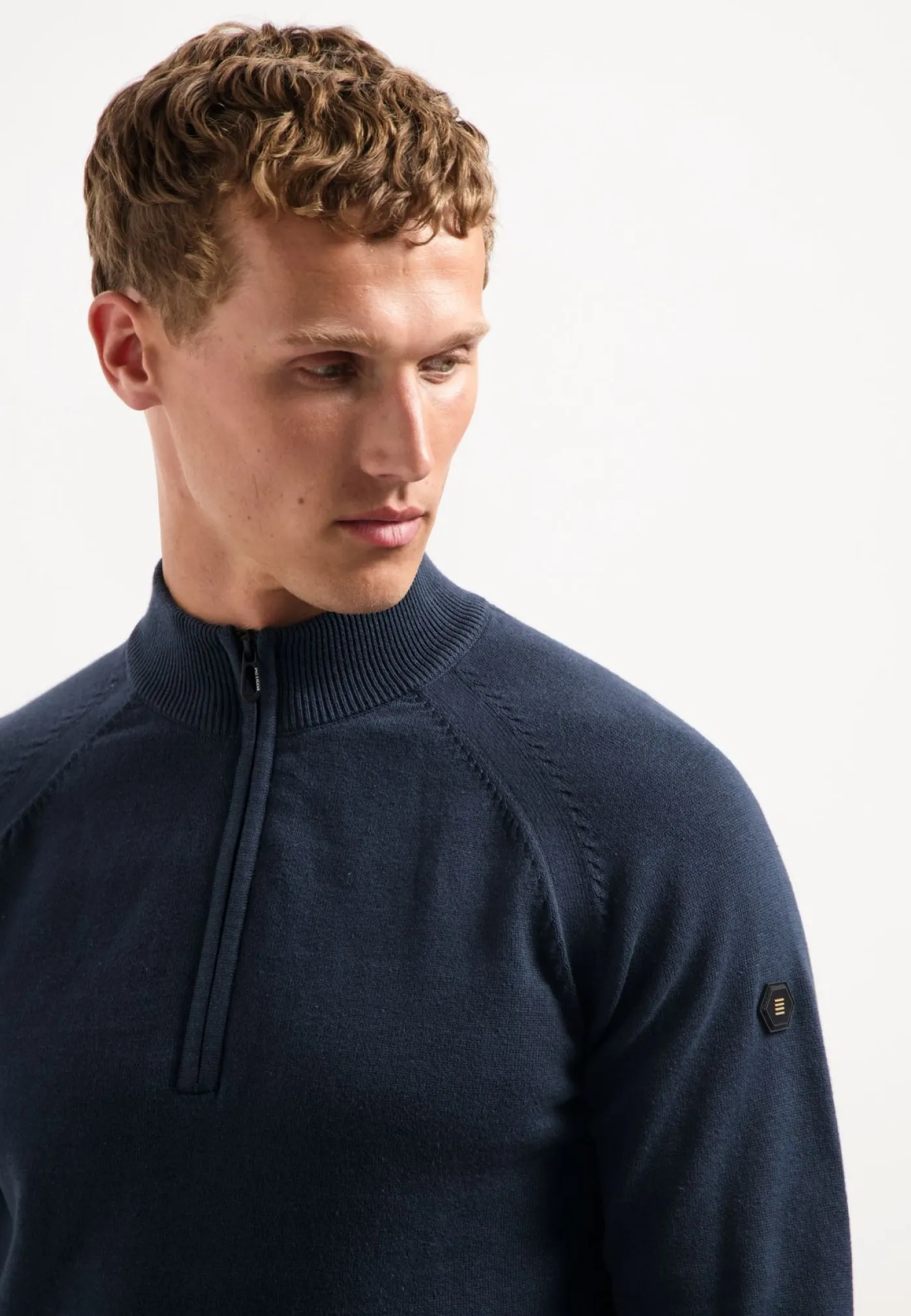 Pullover Half Zip High Collar Solid