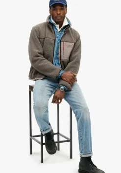 Relaxed fleece trekker jacket