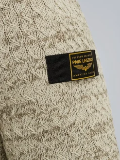 R-neck mouline structure