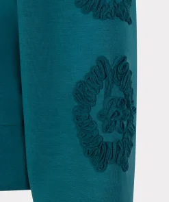 Sweater tape embroidery modal